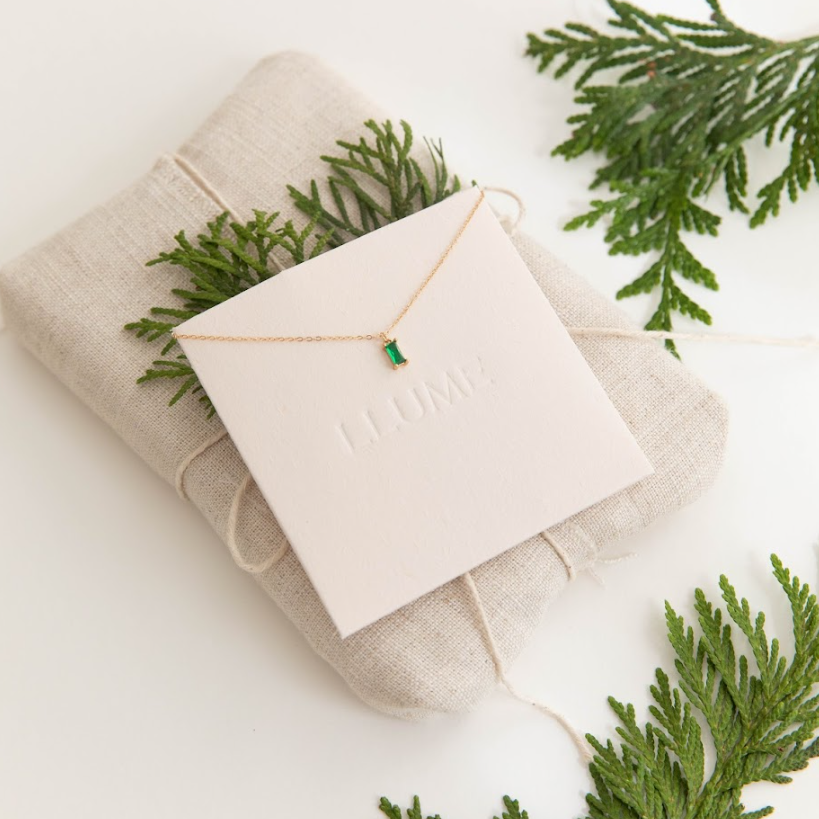 How to Choose the Perfect Jewelry Gift: A Comprehensive Guide