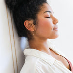 Dainty Crossed-Arch Threader - Boisdoree